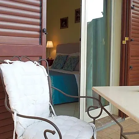 Mareagro Bed & Breakfast 4*
